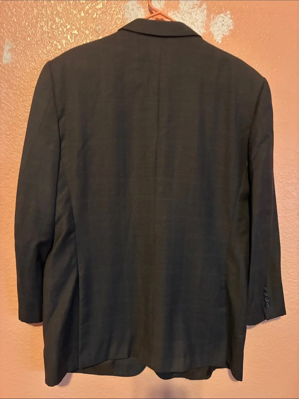 Men's Charcoal Three-Button Suit Jacket - Troffo